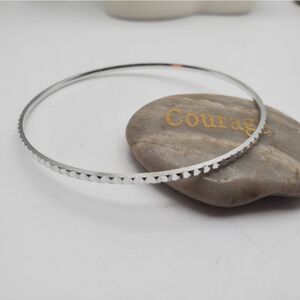 Silver tone studded bracelet‎ slider B0915